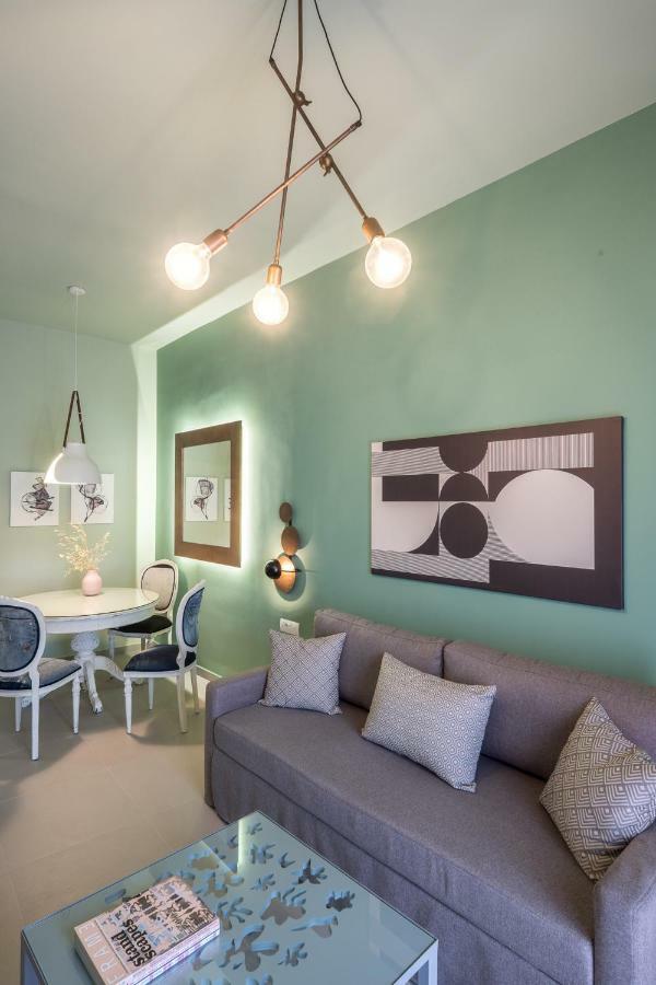 Apt.27-103 Nafplio Luaran gambar